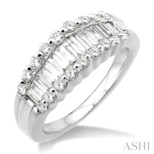 1.00 ctw Baguette and Round Cut Diamond Band in 14K White Gold
