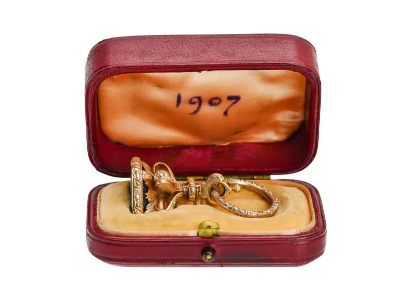 15k Gold Seal in Original Antique Box