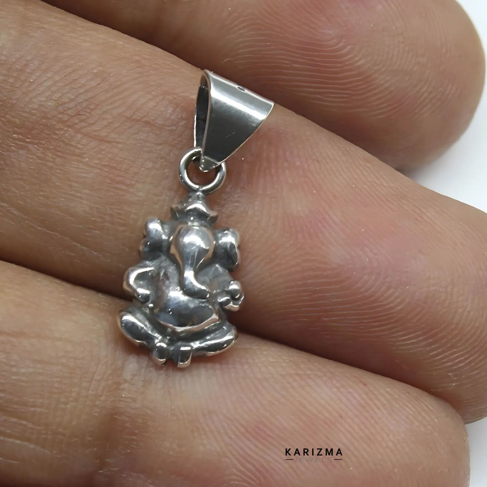 925 Sterling Silver Hindu Lord Ganesha Oxidized pendant Excellent gifting jewellery