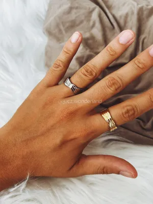 ACHILLIA RING