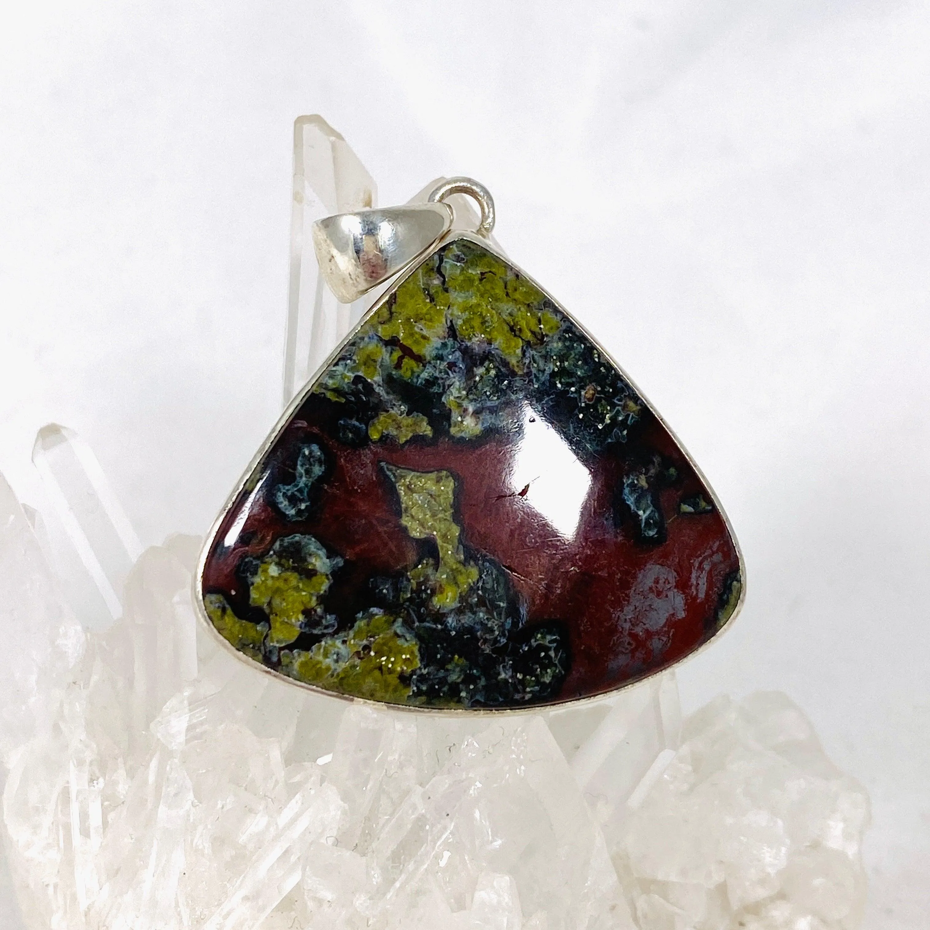 Bastite "Dragon's Blood Stone" Teardrop Pendant KPGJ2906