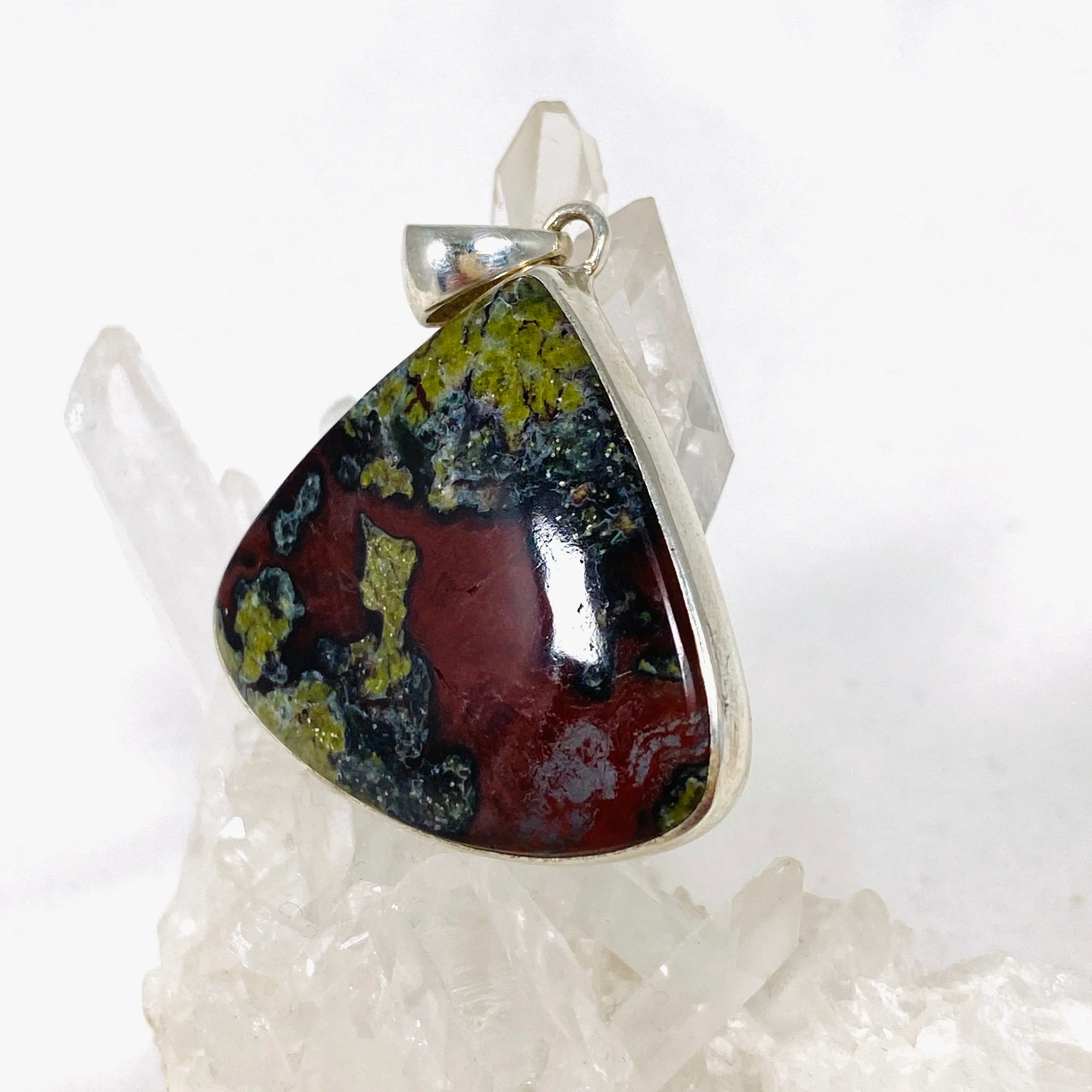 Bastite "Dragon's Blood Stone" Teardrop Pendant KPGJ2906