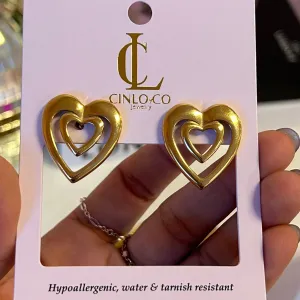 Blank Space Heart Studs Earrings