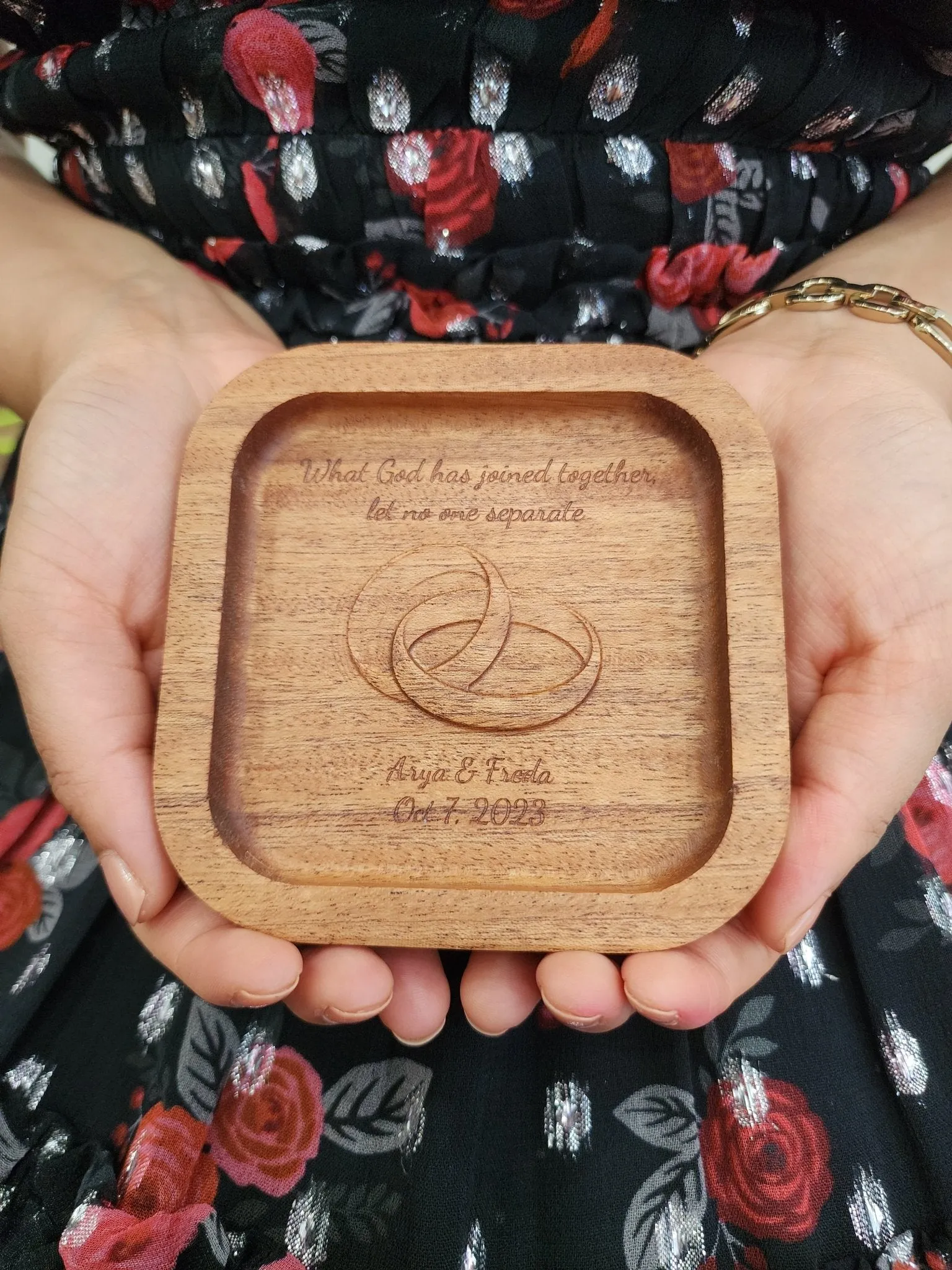 Carved Wedding Rings Tray