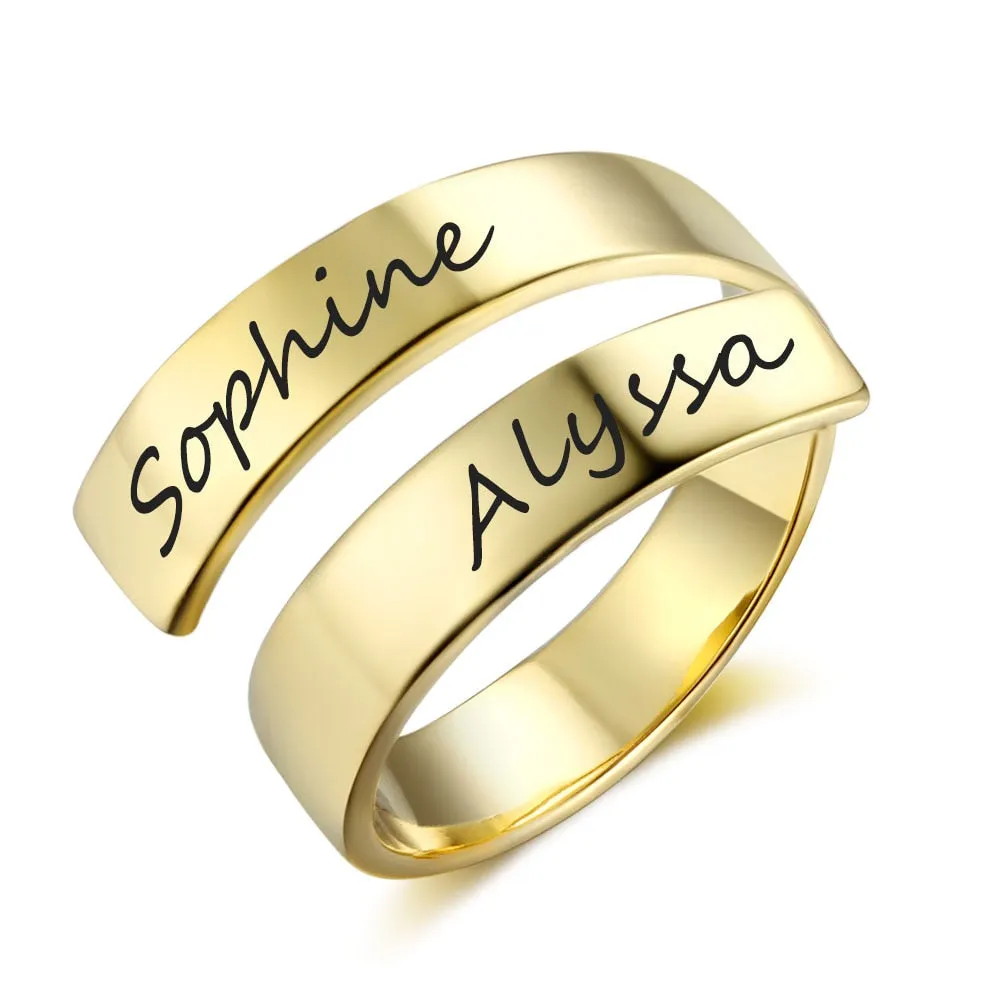 Couple ring with name engraved
