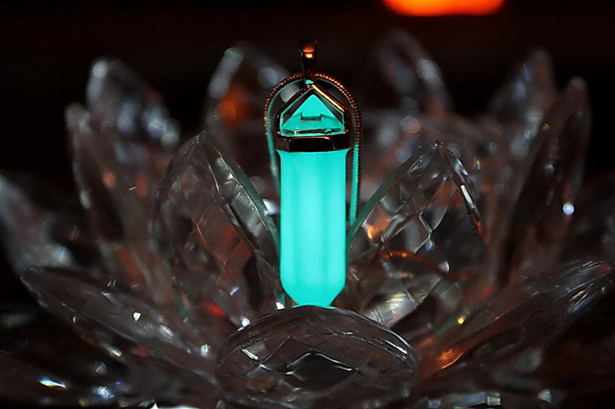 Crystal Healing Point / Glow in the Dark Pendant / Quartz Necklace /