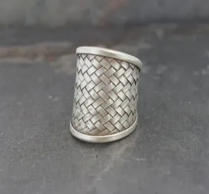 Elegant Woven Silver Ring