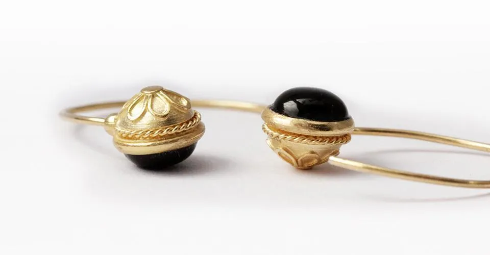 Energy jewelry- solid gold hoop earrings