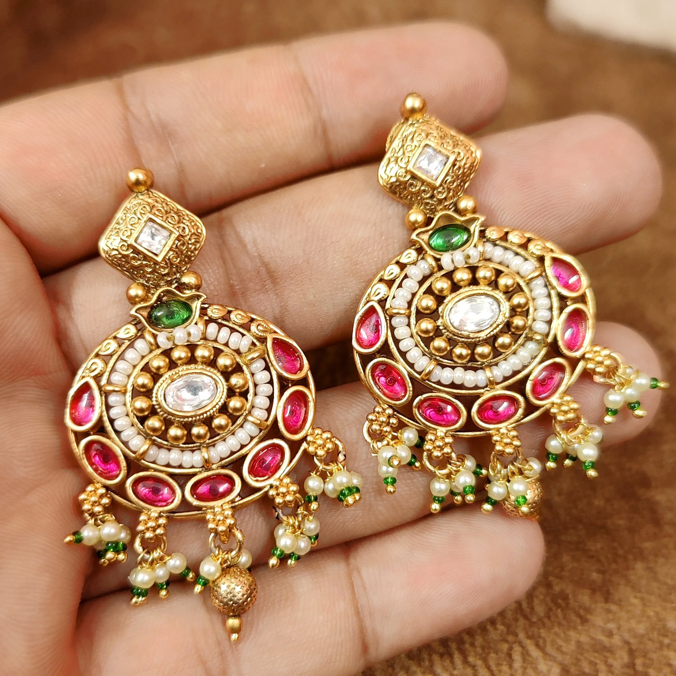 ETHNIC GOLD PLATED KUNDAN POLKI NECKLACE SET