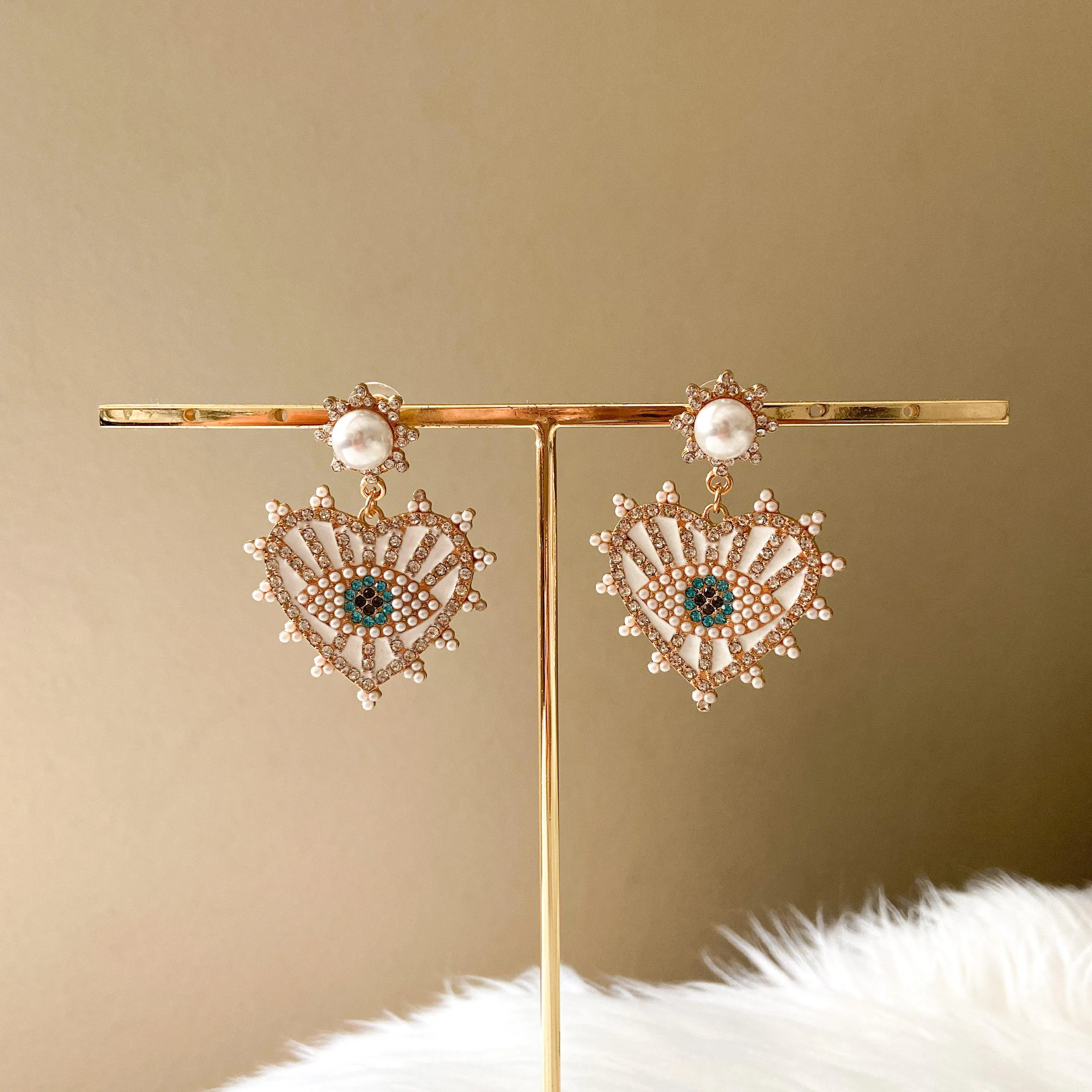 Eye   Heart Earrings