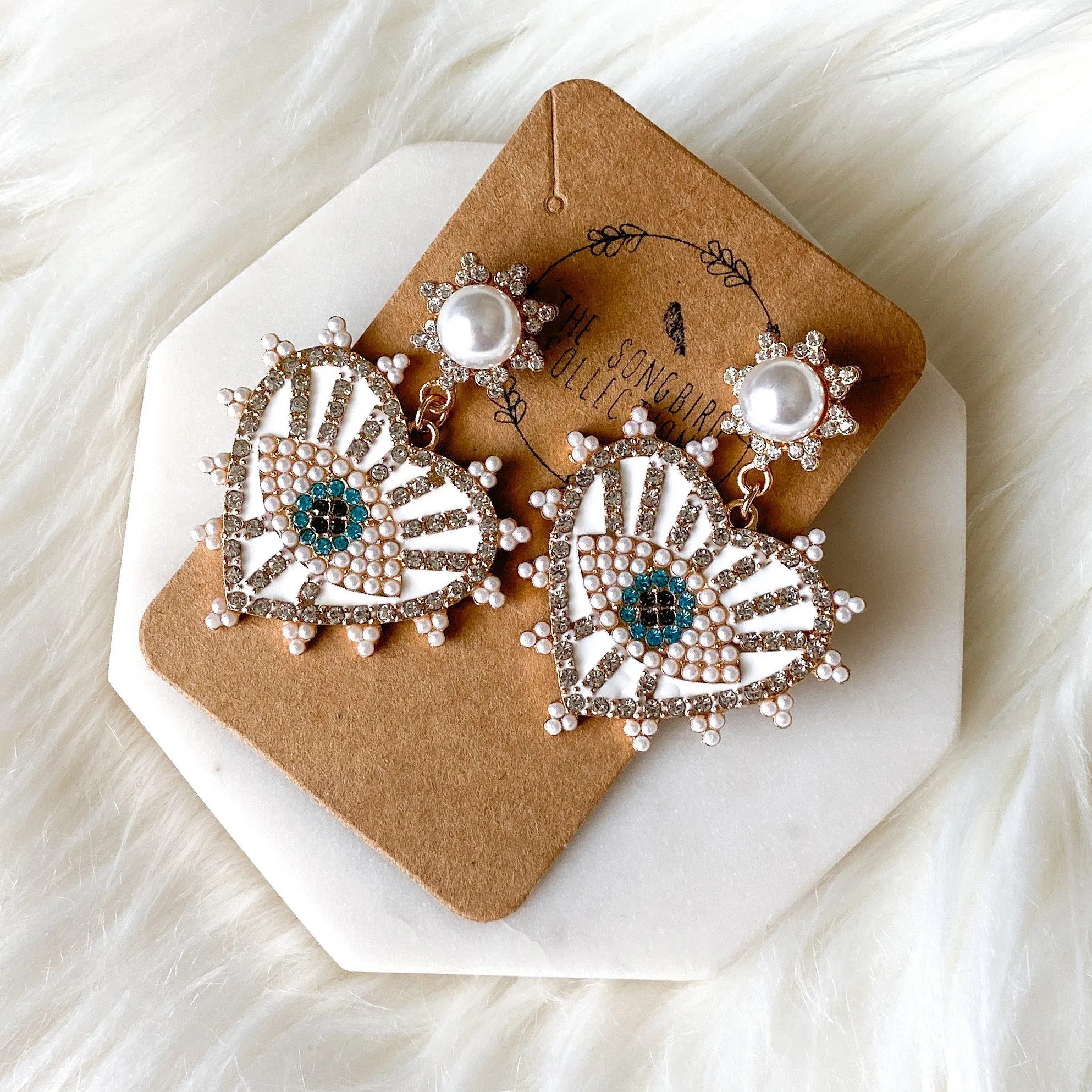 Eye   Heart Earrings
