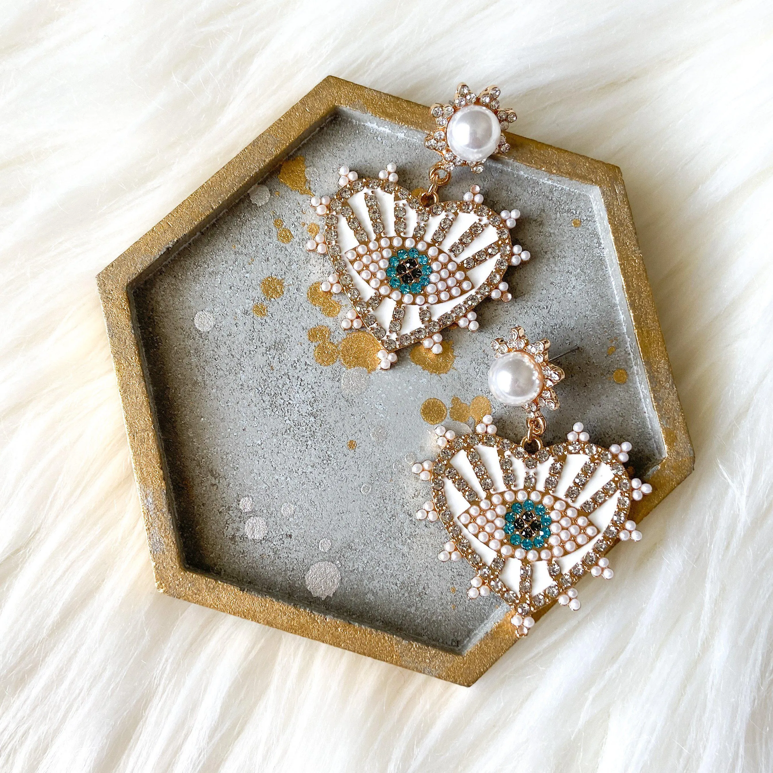 Eye   Heart Earrings