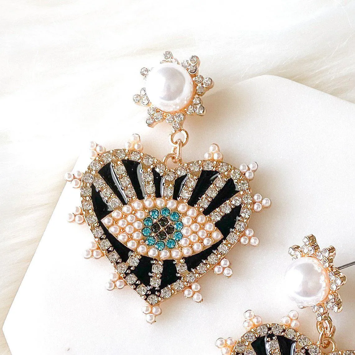 Eye   Heart Earrings
