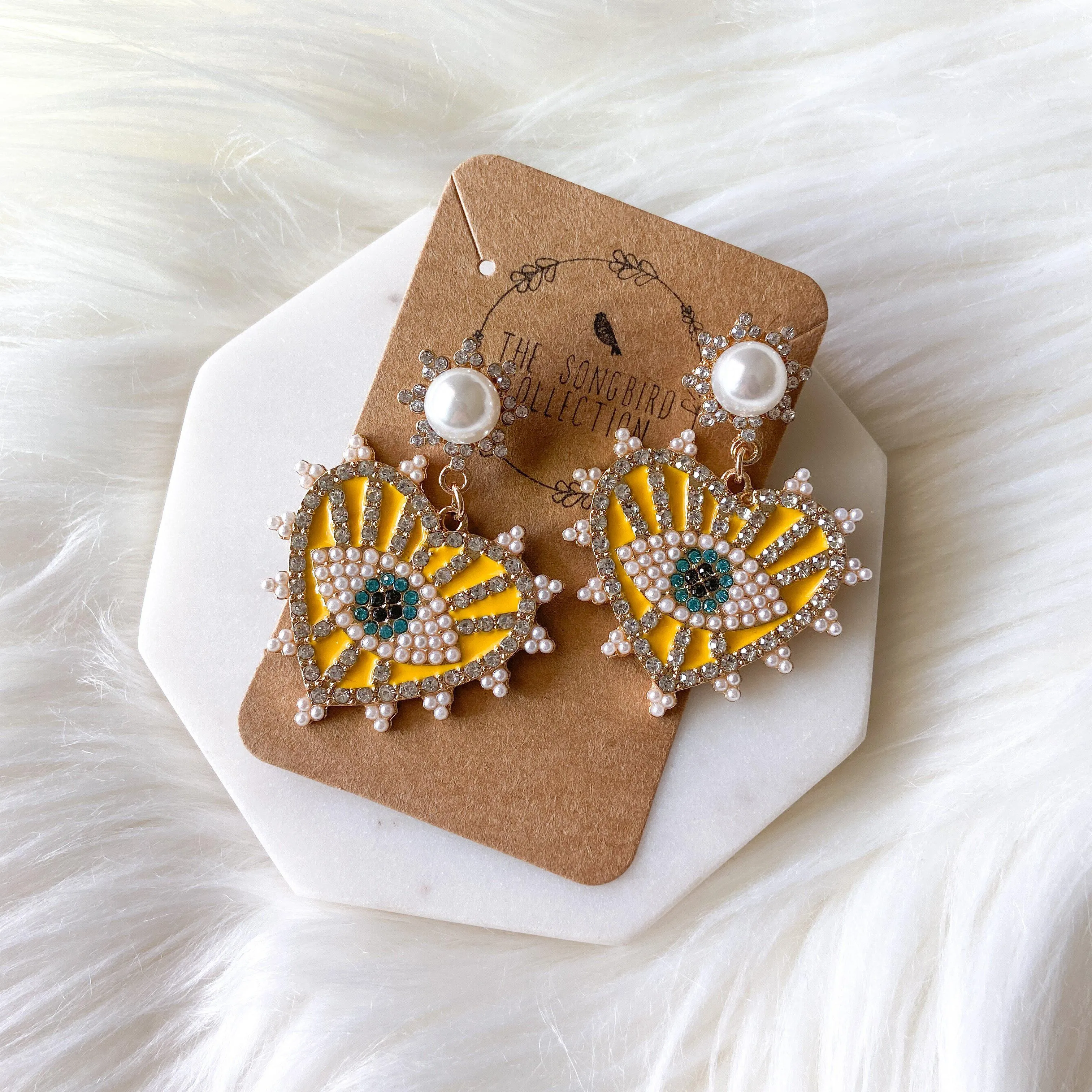 Eye   Heart Earrings