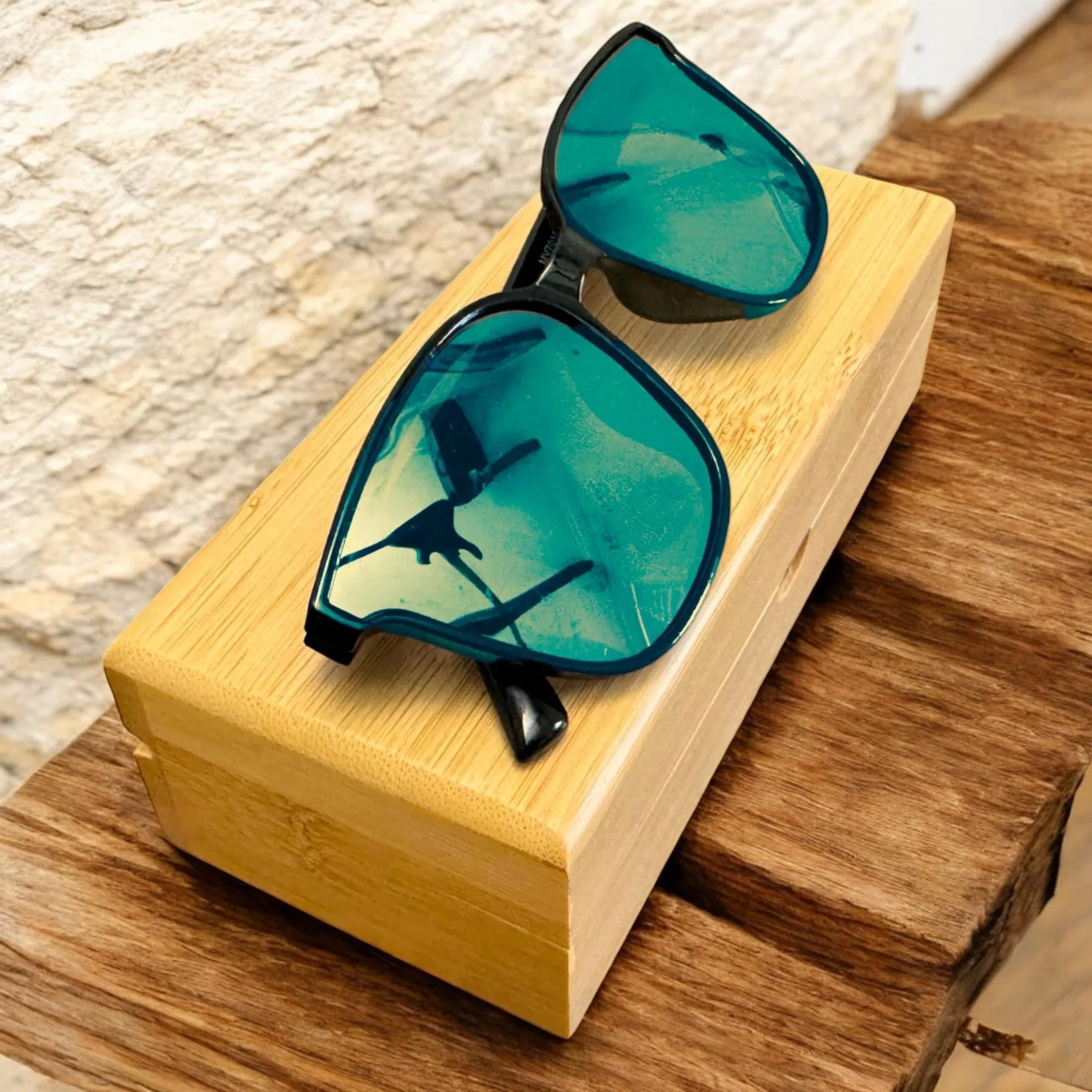 Handcrafted Bamboo- Personal Items   Sunglasses Case, Felt Lined, 6.5" x 3" x 2.1", Metal Hinges Sunglasses Case,Bamboo Wood Box for Jewelery, Watches, Rings, Eyeglasses, Medications, etc.