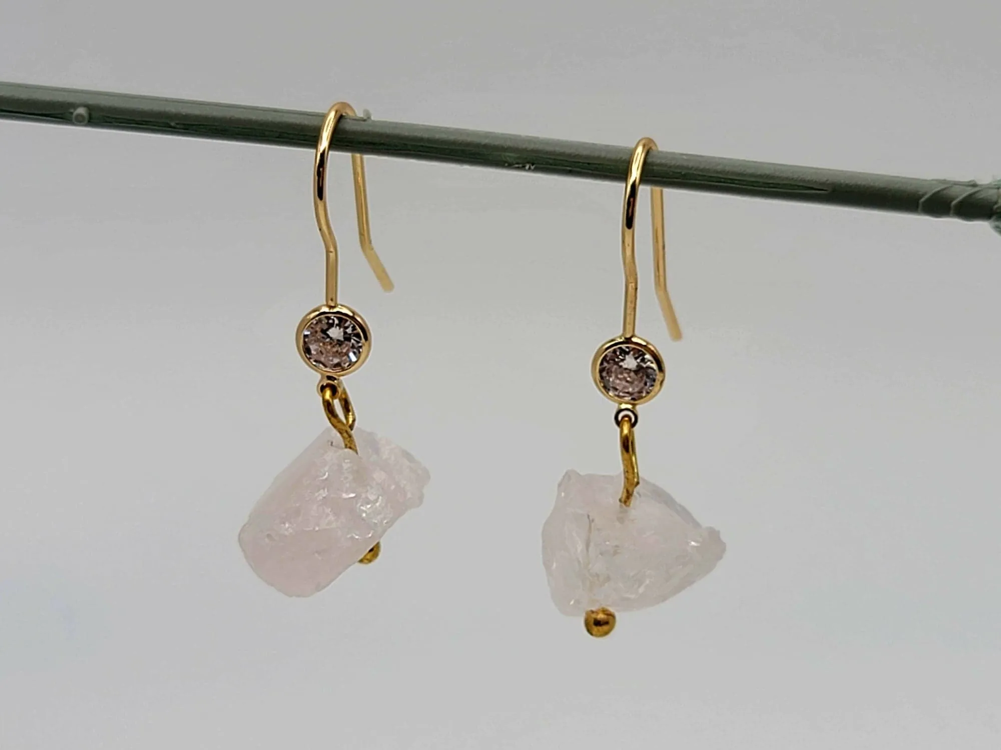 Handmade Clear Quartz Quartz Natural Drop Earrings , Stone Earrings