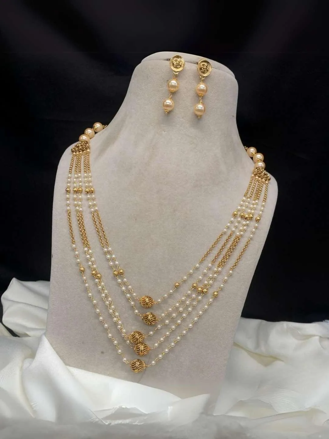 Kundan Beads Necklace