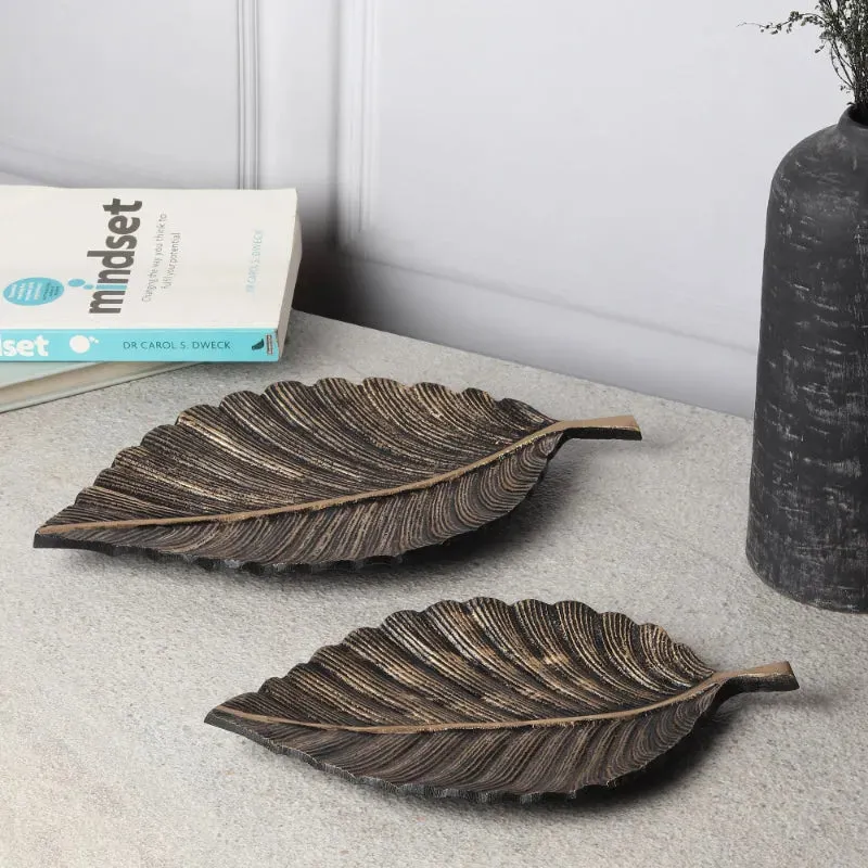 Leafy Affair Black & Gold Tray | Set Of 2