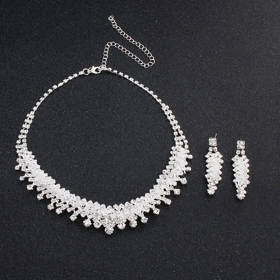 LOVCIA Enchanting Silver Majesty Jewelry Set for Women