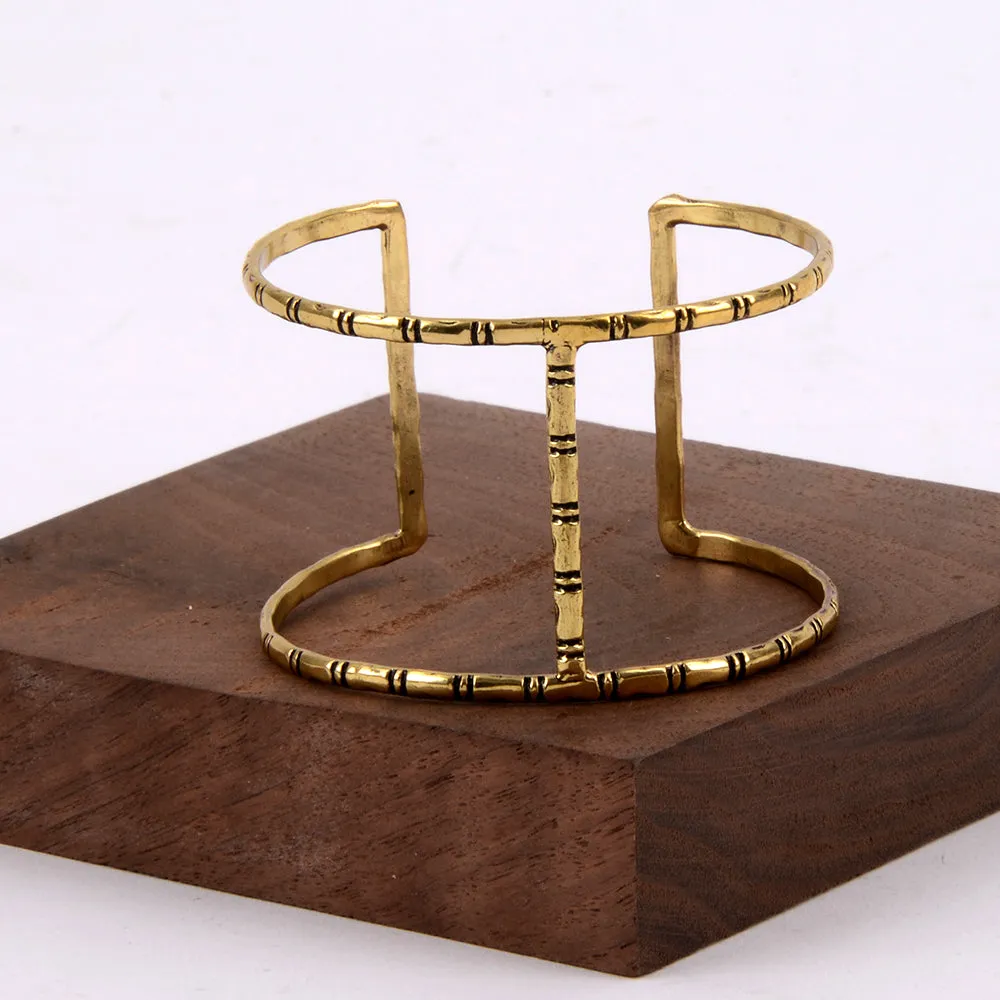 Lucy Air Cuff