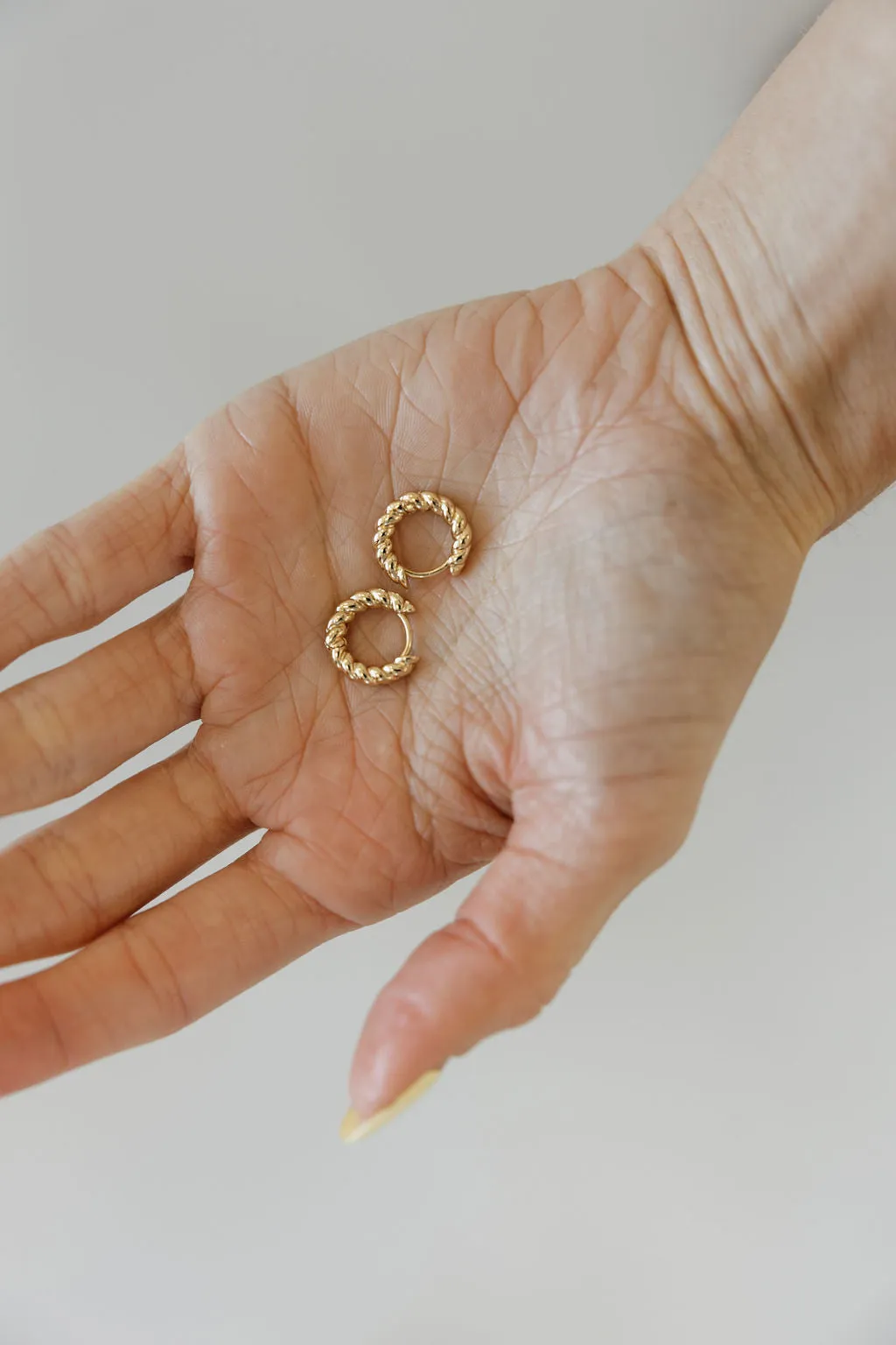 Nettie Hoop Earrings-Gold