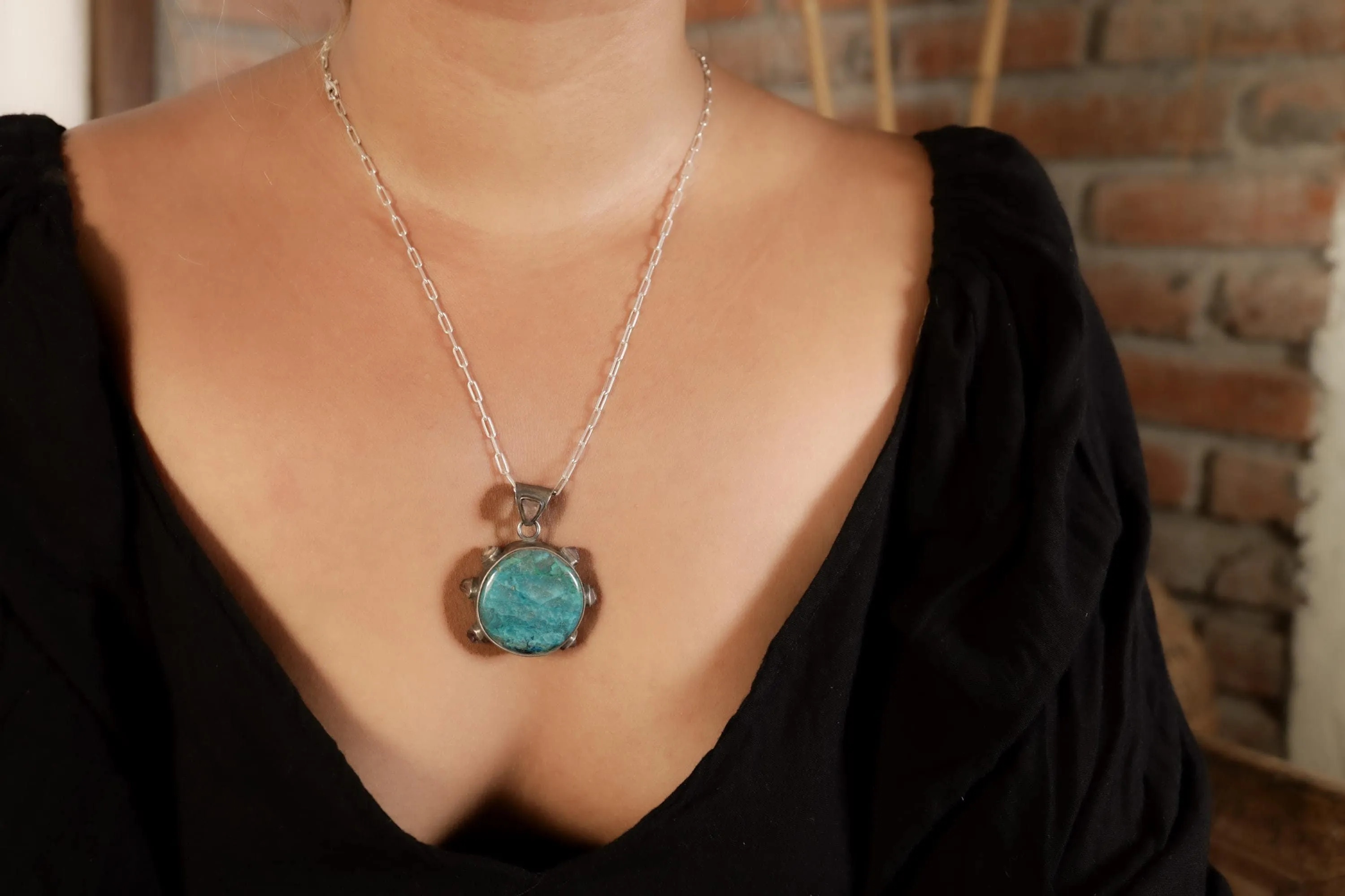 Rare Gem Silica Chrysocolla & 7 Australian raw Amethyst Chunks - Crystal Pendant - 925 Sterling Silver - Oxidised, Brush Textured