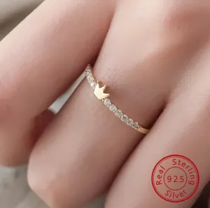 Sparkling Zircon Crown Ring