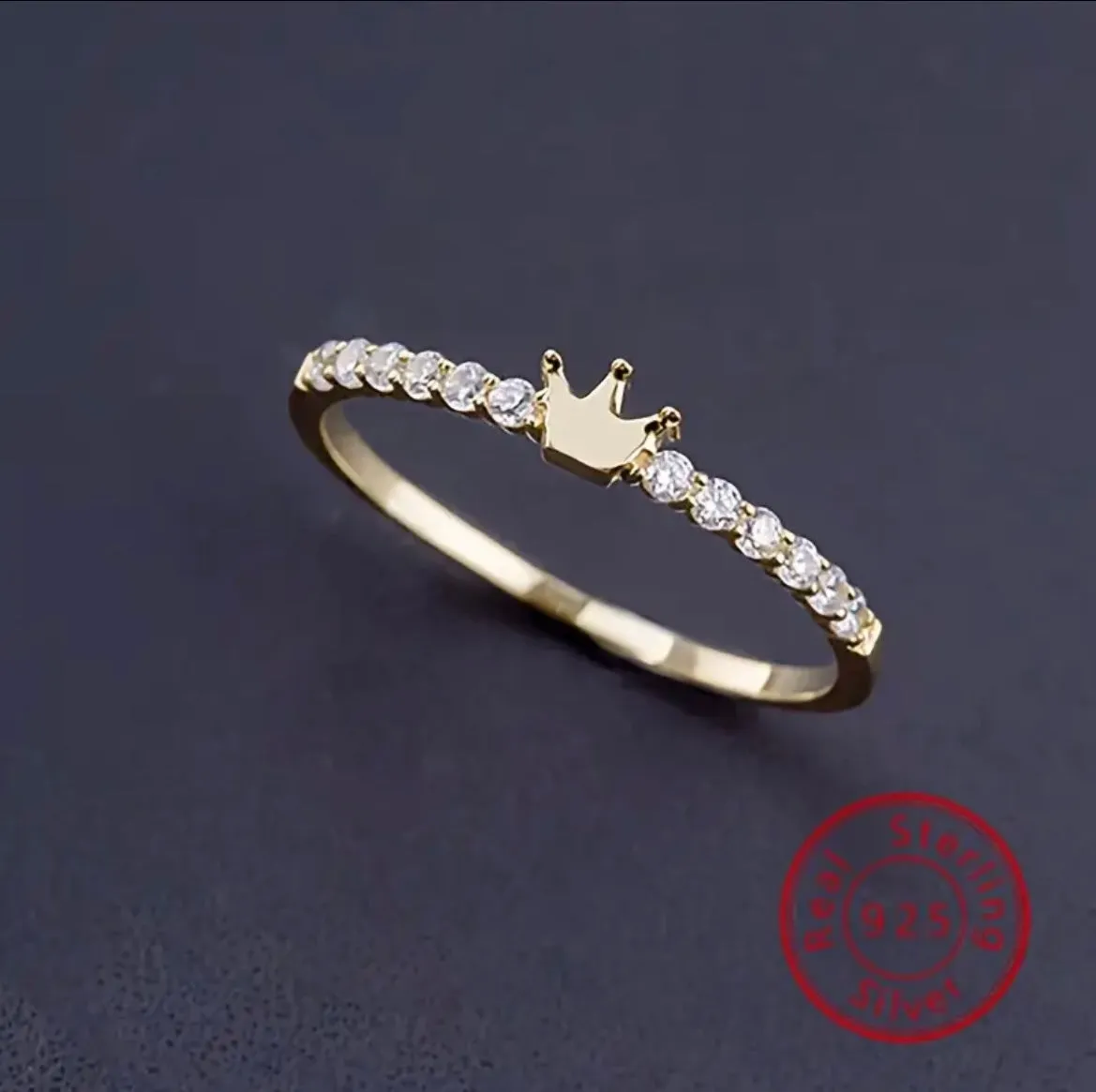 Sparkling Zircon Crown Ring