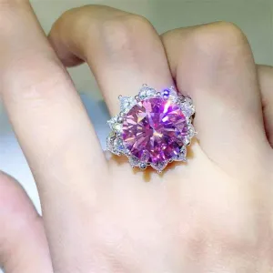 Timeless Elegance 10 Carat Moissanite Ring in 925 Sterling Silver